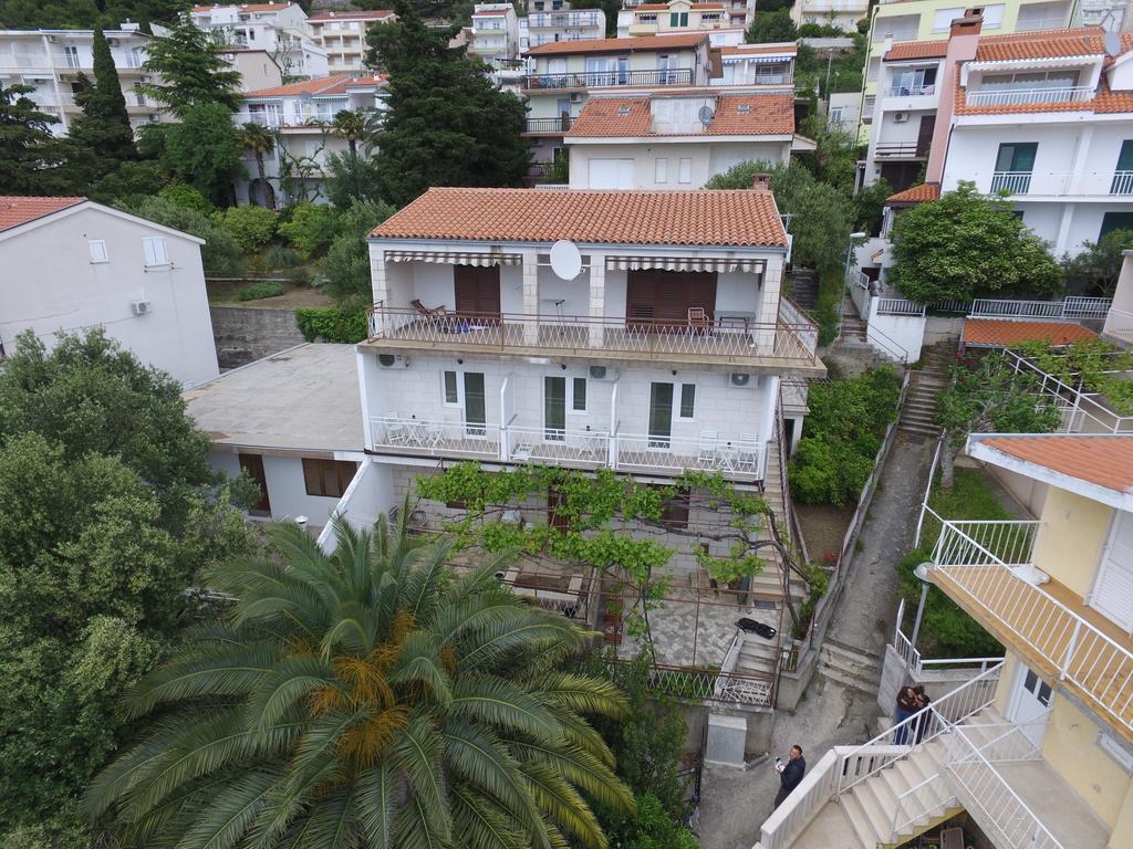 Stanicicke Apartments Baska Voda Luaran gambar