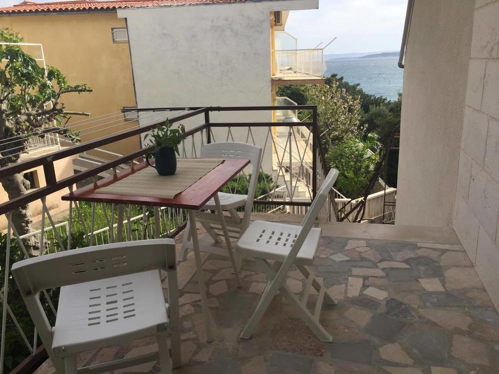Stanicicke Apartments Baska Voda Luaran gambar