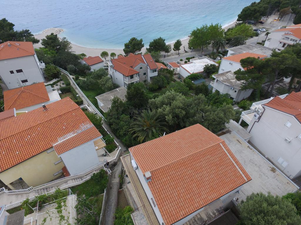 Stanicicke Apartments Baska Voda Luaran gambar